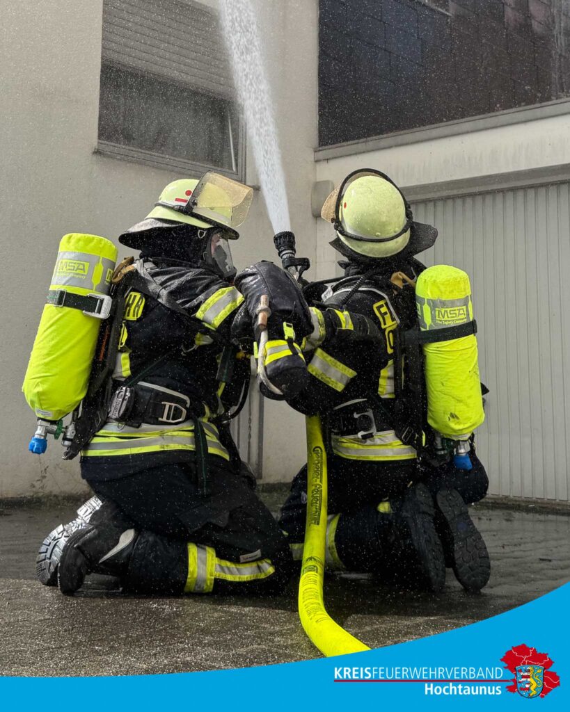 Wohnhausbrand fordert Einsatzkräfte über zwölf Stunden lang 3 20260628 10 21 36
